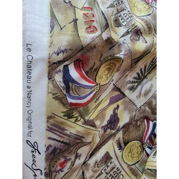 Le Chateau a Nacy original for free spirit fabric red white and blue medals 5 yd - Picture 4 of 6